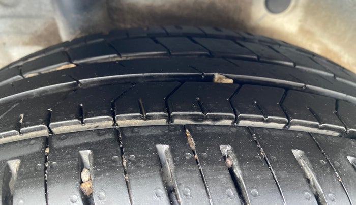 2024 Hyundai Verna SX (O) 1.5 TURBO PETROL DCT, Petrol, Automatic, 3,081 km, Right Rear Tyre Tread