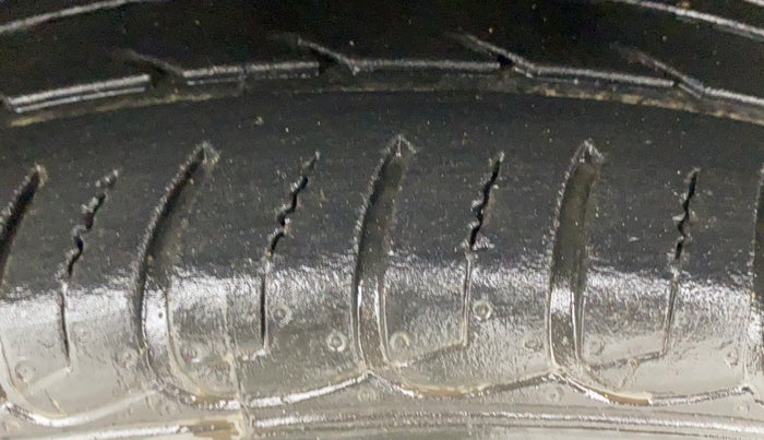 2021 Ford Ecosport TITANIUM 1.5L PETROL, Petrol, Manual, 38,092 km, Left Front Tyre Tread