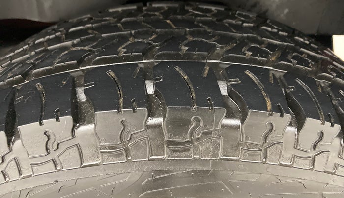 2021 Mahindra Thar LX PETROL HT 4WD AT, Petrol, Automatic, 13,871 km, Left Rear Tyre Tread