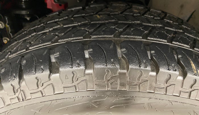 2021 Mahindra Thar LX PETROL HT 4WD AT, Petrol, Automatic, 13,871 km, Left Front Tyre Tread