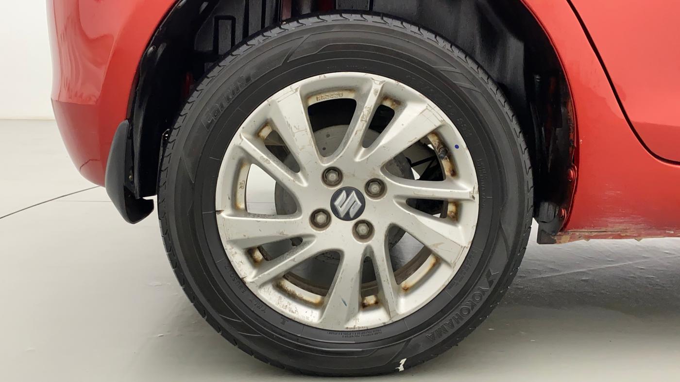 2014 Maruti Swift ZXI D, Petrol, Manual, 69,865 km, Right Rear Wheel