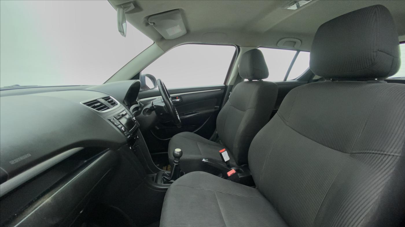 2014 Maruti Swift ZXI D, Petrol, Manual, 69,865 km, Right Side Front Door Cabin