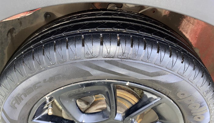 2018 Maruti IGNIS ZETA 1.2 AMT, Petrol, Automatic, 66,982 km, Left Front Tyre Tread