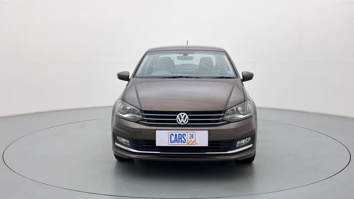 2017 Volkswagen Vento HIGHLINE 1.2 TSI AT, Petrol, Automatic, 52,022 km, Front