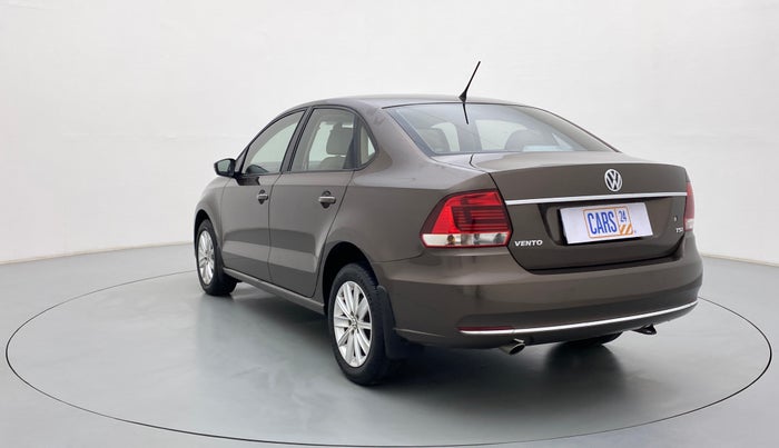 2017 Volkswagen Vento HIGHLINE 1.2 TSI AT, Petrol, Automatic, 52,022 km, Left Back Diagonal