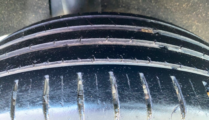 2021 Maruti Baleno ZETA PETROL 1.2, Petrol, Manual, 54,332 km, Right Rear Tyre Tread