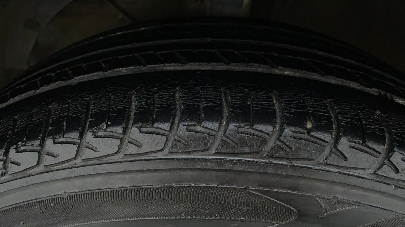 2016 Maruti Baleno DELTA 1.2 K12, Petrol, Manual, Left Front Tyre Tread