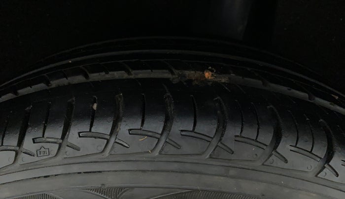 2016 Maruti Baleno DELTA 1.2 K12, Petrol, Manual, Left Rear Tyre Tread