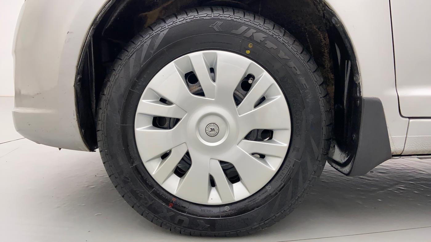 2007 Maruti Swift LXI 1.3, Petrol, Manual, 48,824 km, Left Front Wheel