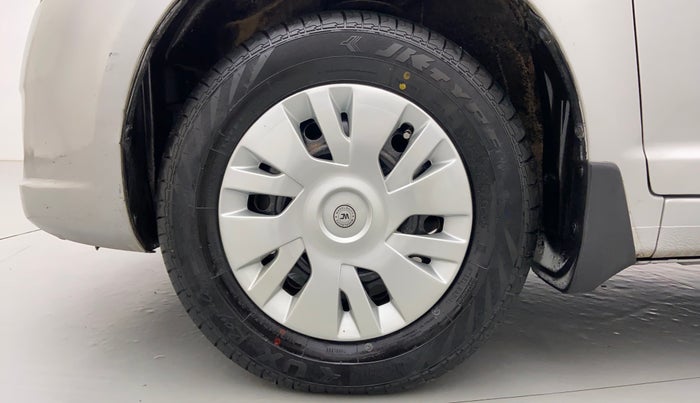 2007 Maruti Swift LXI 1.3, Petrol, Manual, 48,824 km, Left Front Wheel