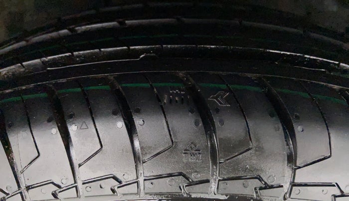2007 Maruti Swift LXI 1.3, Petrol, Manual, 48,824 km, Right Front Tyre Tread