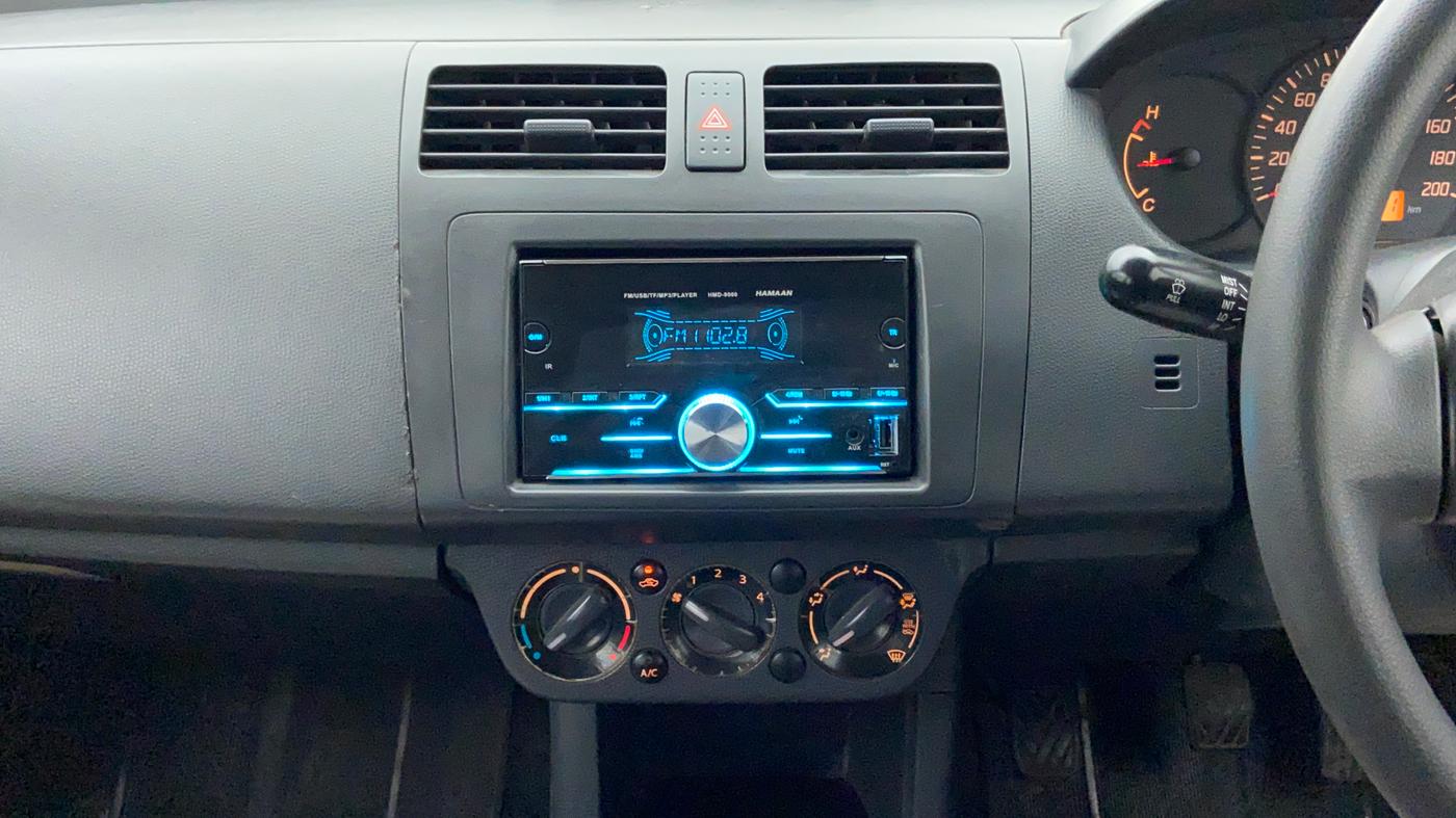 2007 Maruti Swift LXI 1.3, Petrol, Manual, 48,824 km, Air Conditioner