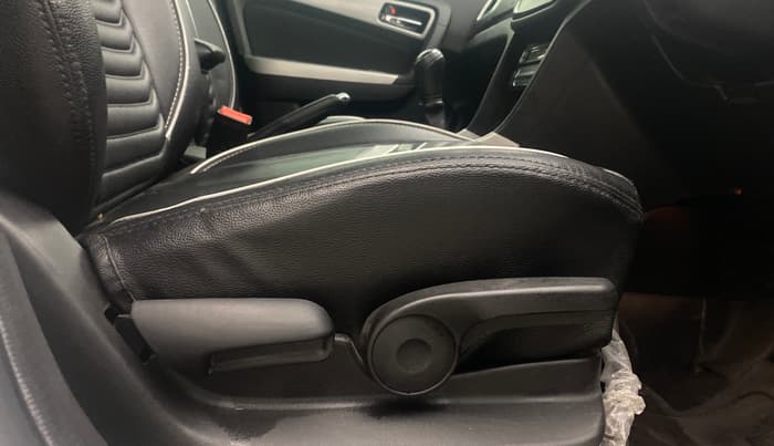 2022 Maruti Vitara Brezza ZXI PLUS, Petrol, Manual, 90,020 km, Driver Side Adjustment Panel