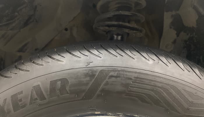 2022 Maruti Vitara Brezza ZXI PLUS, Petrol, Manual, 90,020 km, Left Front Tyre Tread