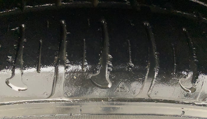 2019 Hyundai Grand i10 SPORTZ 1.2 KAPPA VTVT, Petrol, Manual, 32,037 km, Right Front Tyre Tread