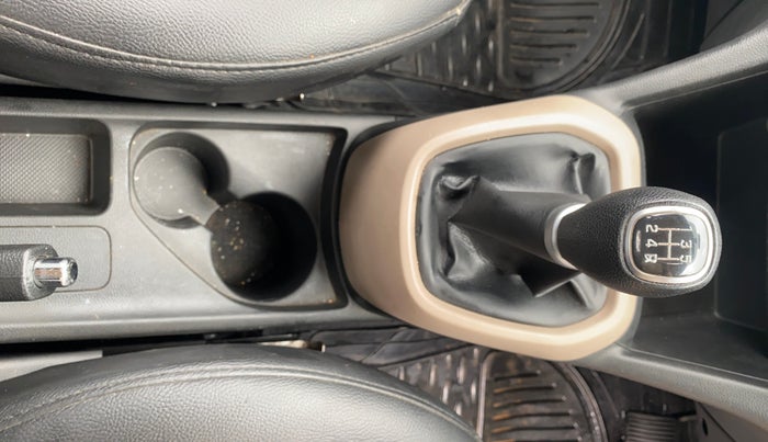 2019 Hyundai Grand i10 SPORTZ 1.2 KAPPA VTVT, Petrol, Manual, 32,037 km, Gear Lever