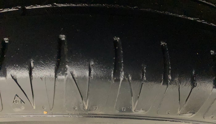 2021 KIA SONET HTX 1.0 IMT, Petrol, Manual, 36,357 km, Right Front Tyre Tread