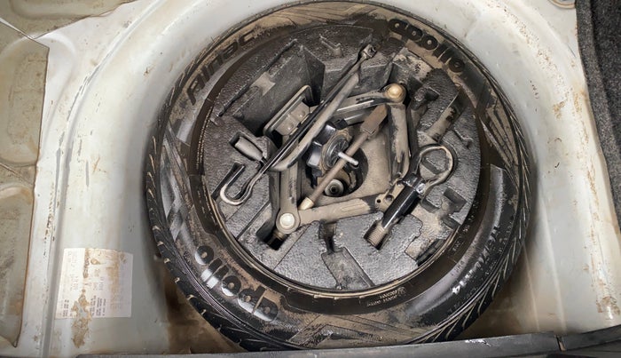 2018 Volkswagen Polo HIGHLINE PLUS 1.0 16 ALLOY, Petrol, Manual, 73,237 km, Spare Tyre