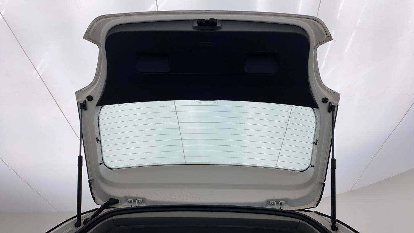 2020 Volkswagen Polo HIGHLINE PLUS 1.0 TSI MT, Petrol, Manual, 31,204 km, Boot Door Open