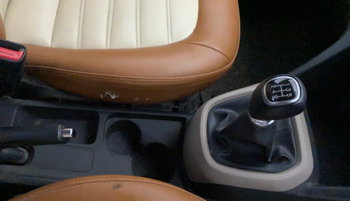 2018 Hyundai Grand i10 SPORTZ 1.2 KAPPA VTVT, CNG, Manual, 35,647 km, Gear Lever