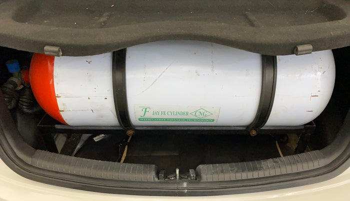 2018 Hyundai Grand i10 SPORTZ 1.2 KAPPA VTVT, CNG, Manual, 35,647 km, Boot Inside