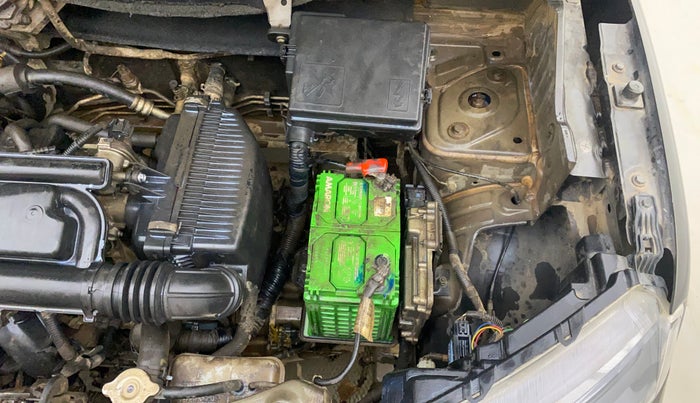 2020 Renault Kwid RXT 1.0 AMT (O), Petrol, Automatic, 1,19,976 km, Engine View - Left