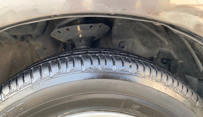 2017 Honda Jazz 1.2L I-VTEC V AT, Petrol, Automatic, 28,120 km, Right Front Tyre Tread