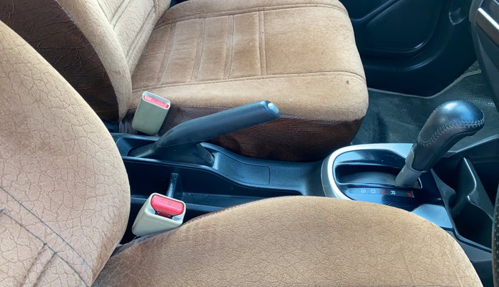 2017 Honda Jazz 1.2L I-VTEC V AT, Petrol, Automatic, 28,120 km, Gear Lever