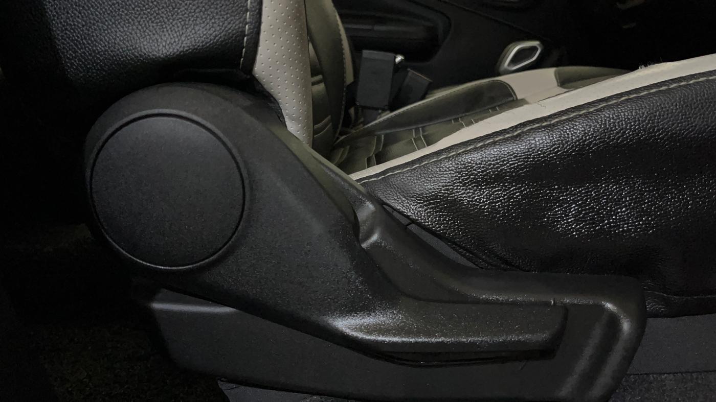 2023 Maruti Celerio VXI AMT, Petrol, Automatic, 45,203 km, Driver Side Adjustment Panel