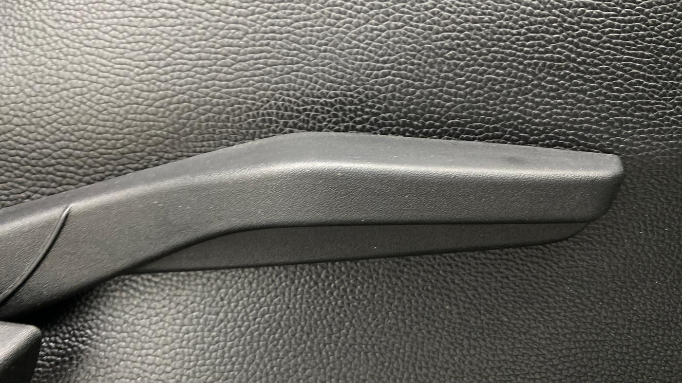 2019 Maruti Swift VXI, Petrol, Manual, 84,360 km, Driver Side Adjustment Panel