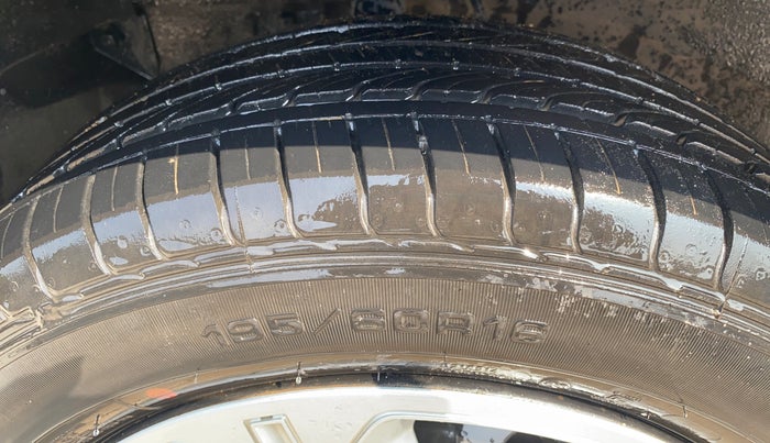 2019 Tata NEXON XM DIESEL, Diesel, Manual, 44,074 km, Right Rear Tyre Tread