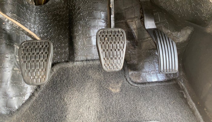 2019 Tata NEXON XM DIESEL, Diesel, Manual, 44,074 km, Pedals