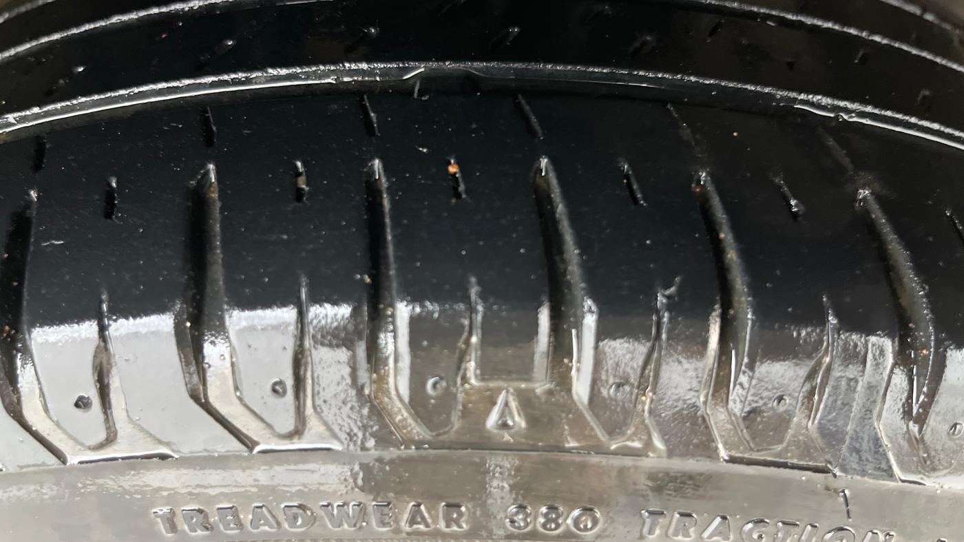 2018 Maruti Swift VXI, Petrol, Manual, 93,749 km, Right Front Tyre Tread