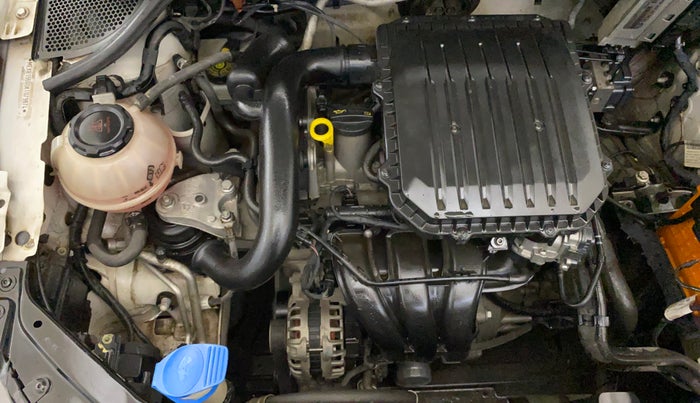 2019 Volkswagen Polo HIGHLINE PLUS 1.0 16 ALLOY, Petrol, Manual, 65,779 km, Engine View - Right