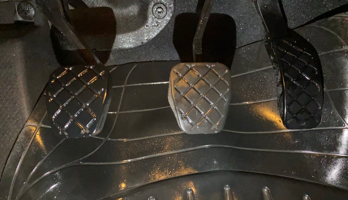 2019 Volkswagen Polo HIGHLINE PLUS 1.0 16 ALLOY, Petrol, Manual, 65,779 km, Pedals