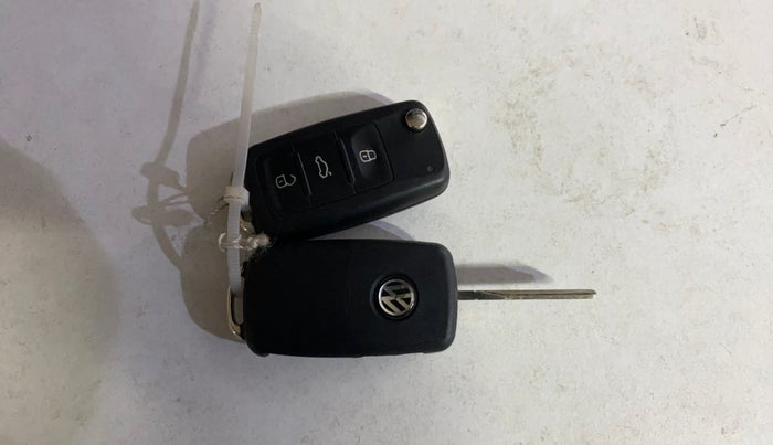 2019 Volkswagen Polo HIGHLINE PLUS 1.0 16 ALLOY, Petrol, Manual, 65,779 km, Key Close Up