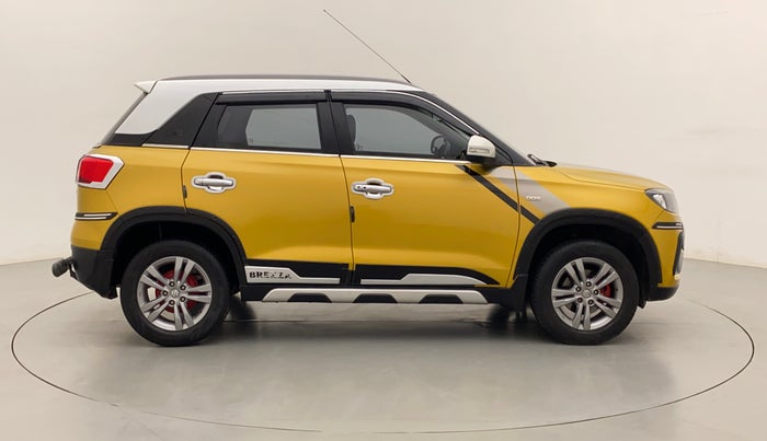 2016 Maruti Vitara Brezza ZDI PLUS DUAL TONE, Diesel, Manual, 37,971 km, Right Side View