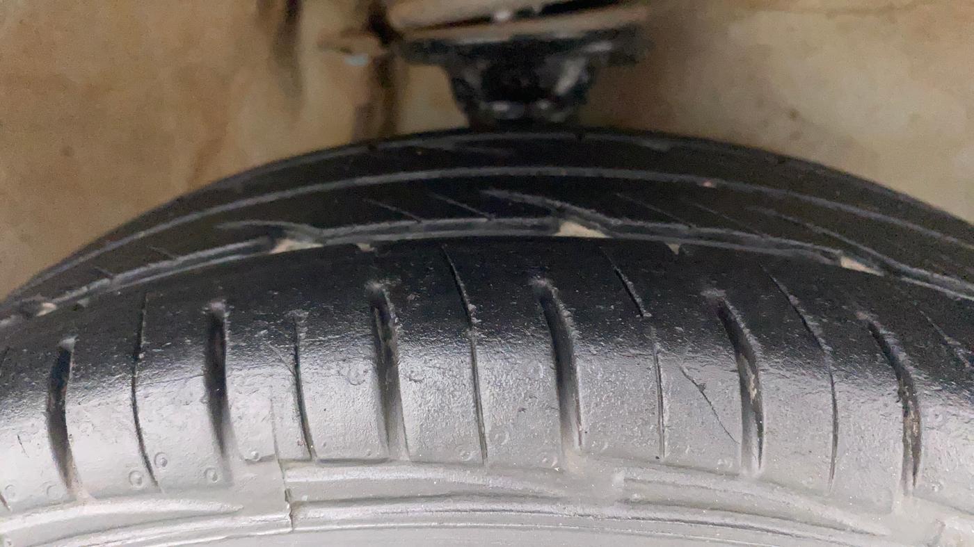 2014 Maruti Alto 800 LXI, Petrol, Manual, 78,731 km, Right Front Tyre Tread