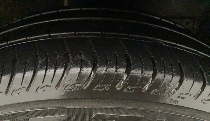 2022 Maruti New Wagon-R VXI 1.0 AMT, Petrol, Automatic, 18,757 km, Right Front Tyre Tread