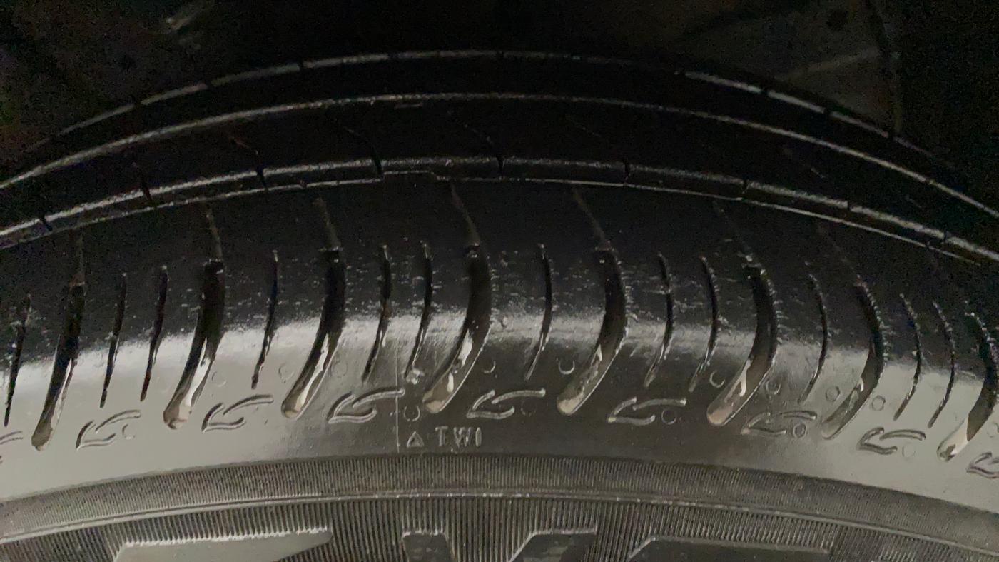 2022 Maruti New Wagon-R VXI 1.0 AMT, Petrol, Automatic, 18,757 km, Left Front Tyre Tread
