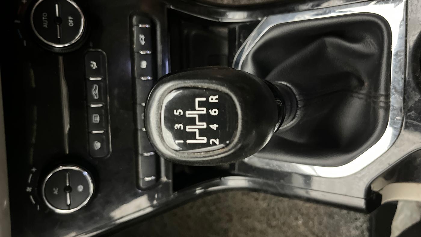 2022 Tata NEXON XZ PLUS (HS) PETROL, Petrol, Manual, 74,033 km, Gear Lever