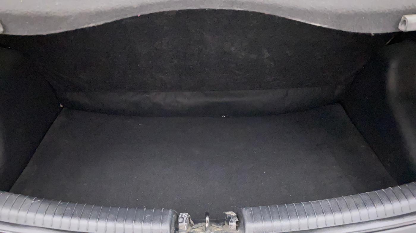 2017 Hyundai Grand i10 SPORTZ (O) AT 1.2 KAPPA VTVT, Petrol, Automatic, 74,977 km, Boot Inside
