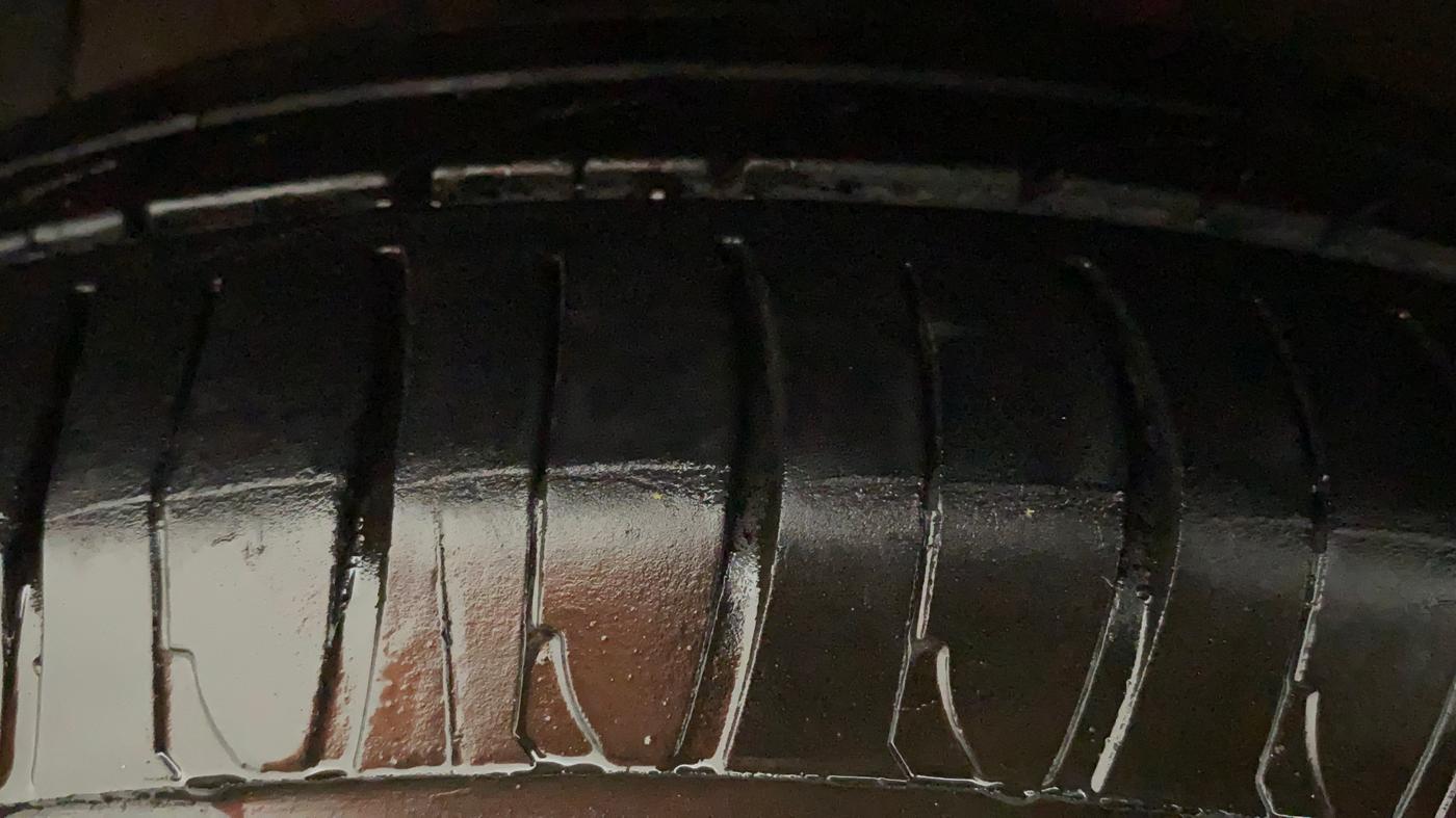 2017 Hyundai Grand i10 SPORTZ (O) AT 1.2 KAPPA VTVT, Petrol, Automatic, 74,977 km, Left Front Tyre Tread
