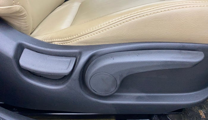 2020 Hyundai Verna SX 1.5 VTVT, Petrol, Manual, 27,736 km, Driver Side Adjustment Panel