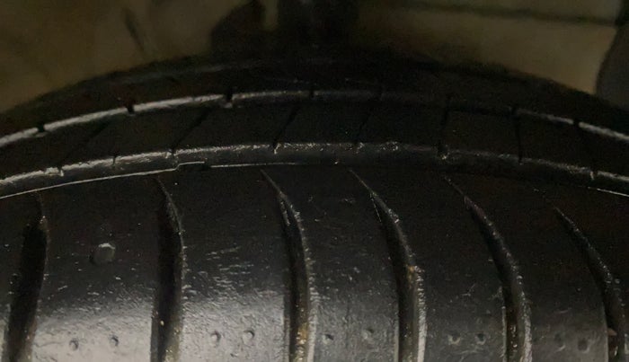 2019 Hyundai NEW SANTRO SPORTZ AMT, Petrol, Automatic, 22,410 km, Right Front Tyre Tread