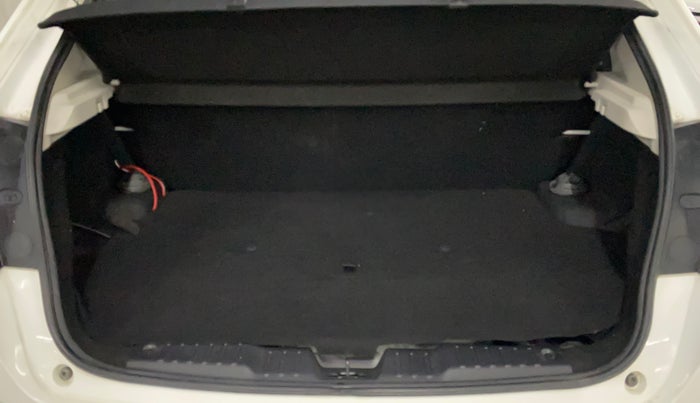 2023 Tata ALTROZ XM PLUS SUNROOF CNG, CNG, Manual, 18,802 km, Boot Inside