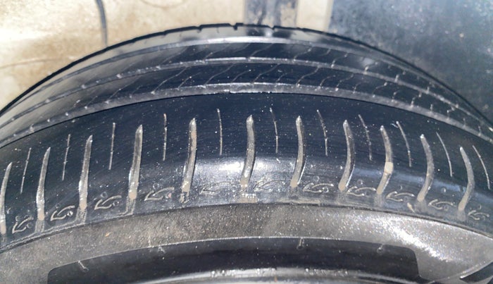 2023 Tata ALTROZ XM PLUS SUNROOF CNG, CNG, Manual, 18,802 km, Left Rear Tyre Tread
