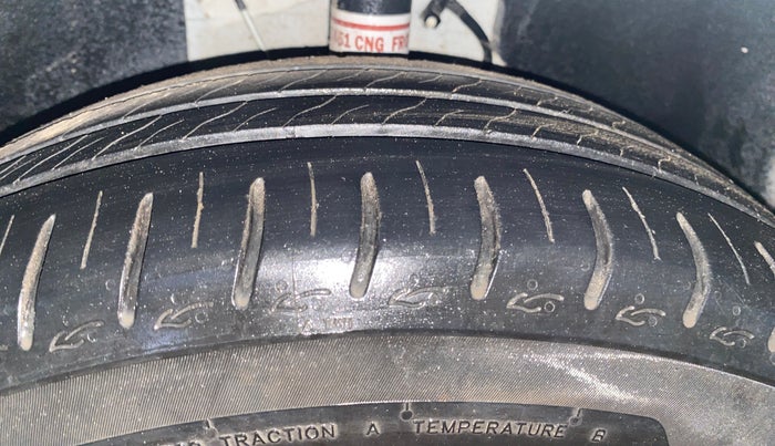 2023 Tata ALTROZ XM PLUS SUNROOF CNG, CNG, Manual, 18,802 km, Right Front Tyre Tread