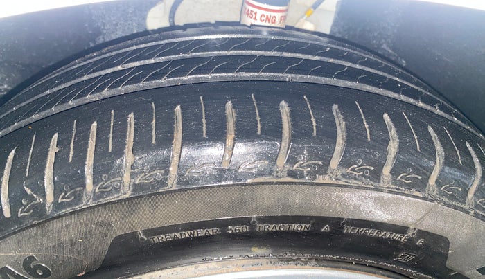 2023 Tata ALTROZ XM PLUS SUNROOF CNG, CNG, Manual, 18,802 km, Left Front Tyre Tread