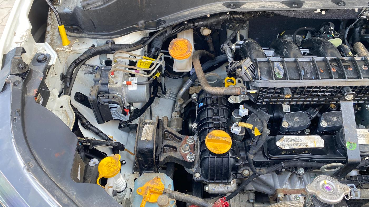2024 Tata PUNCH PURE MT, Petrol, Manual, 5,461 km, Engine View - Right